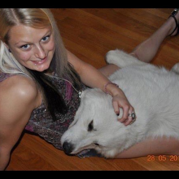 Meet your Posher! - Picture 10 of 12